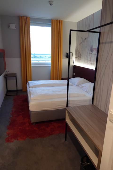 Zimmer Campanile Leipzig Halle Airport