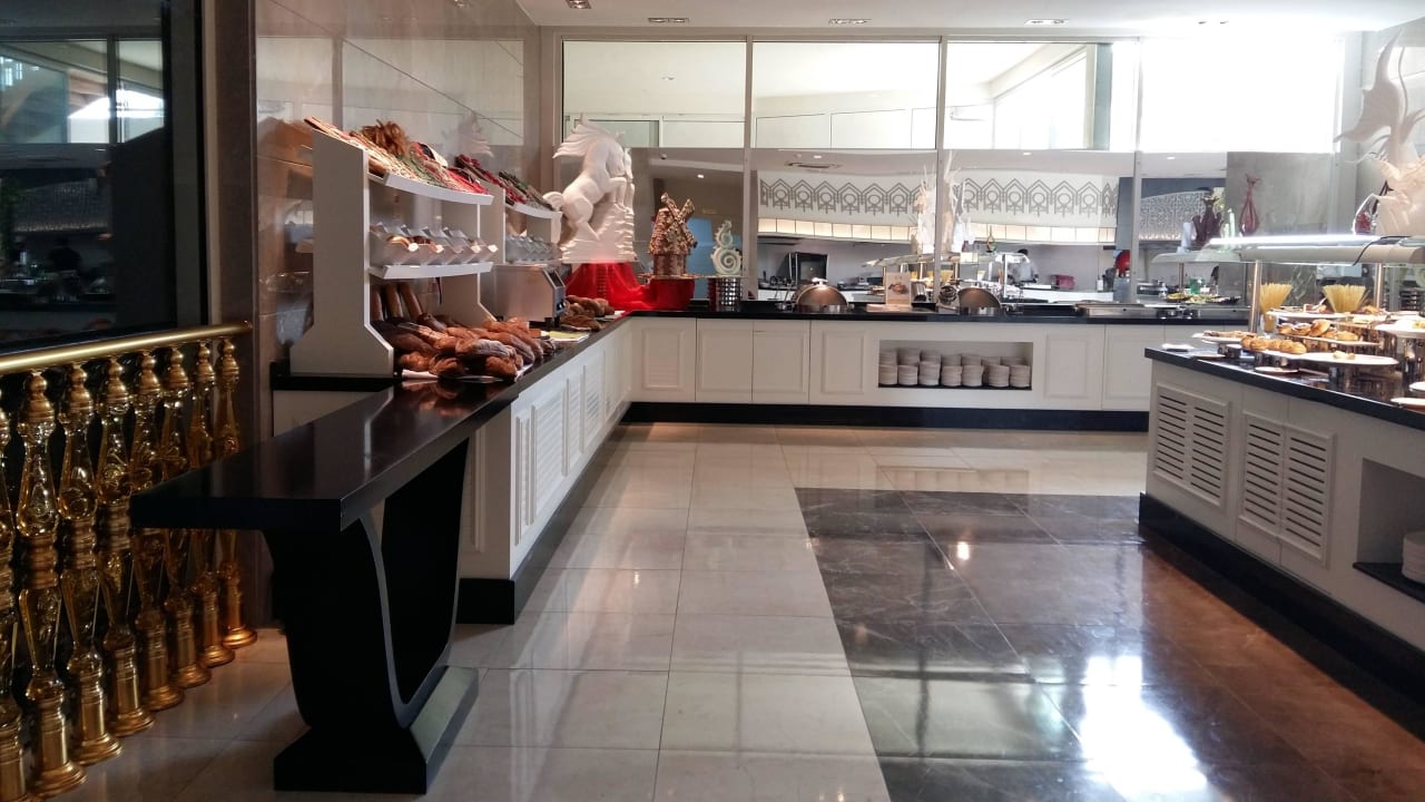 Frühstücksbüffet Well Palace Side