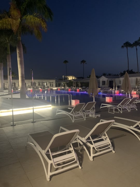 Pool Club Maspalomas Suites & SPA