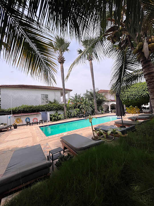 Pool Dulaa Deema Residence Brufut Heights