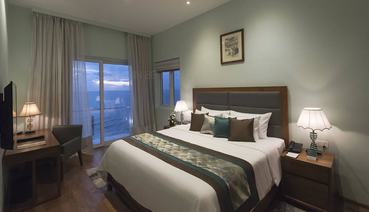 Suites Ocean Edge Suites Colombo