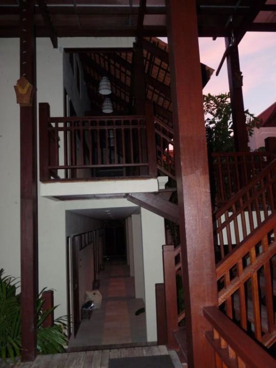 Weg zu den Zimmern Khaolak Oriental Resort - Adults only