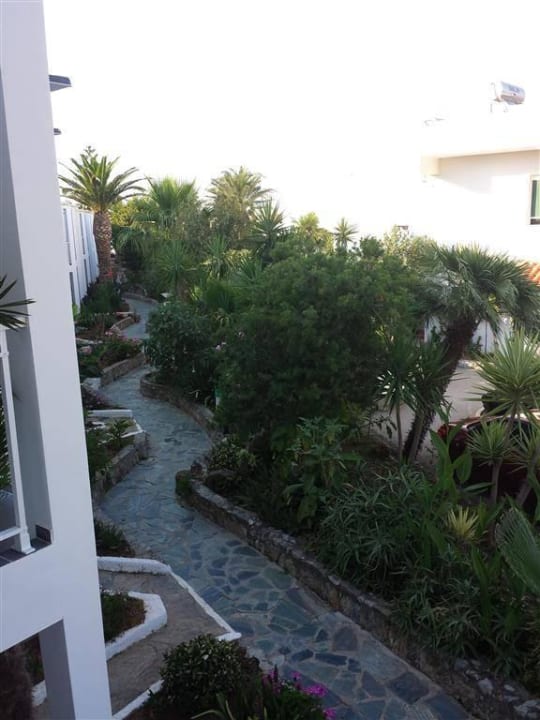 Blick vom Balkon HARPIN Happy Days Beach Hotel