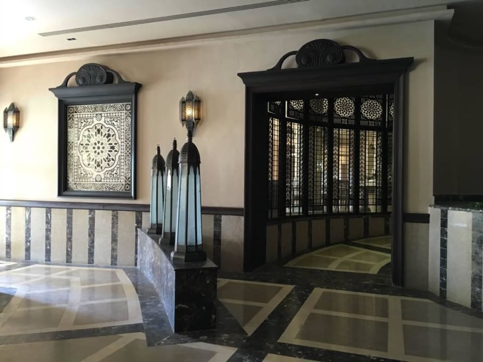 Gang zum Restaurant Makadi Spa - Adults only