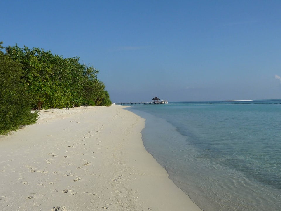 Weg zum Restaurant Komandoo Island Resort & Spa - Adults only