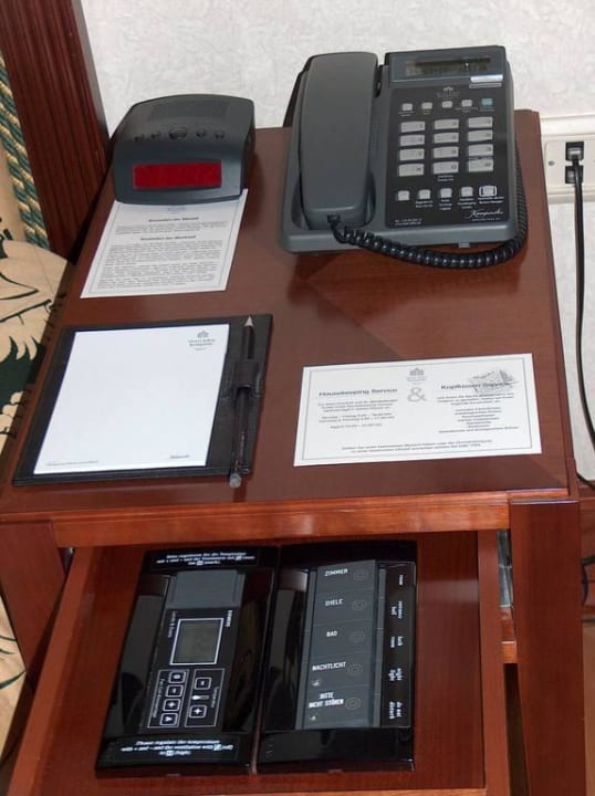 Elektronik Hotel Adlon Kempinski Berlin