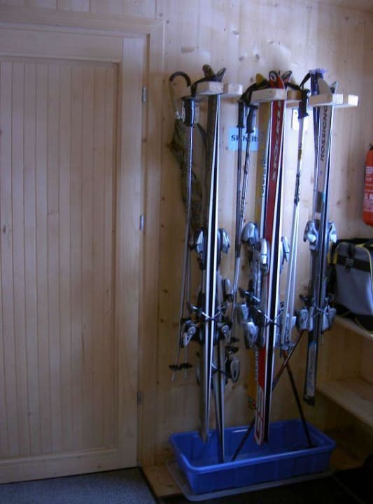 Eingangsbereich Alpendorf Dachstein West by ALPS RESORTS