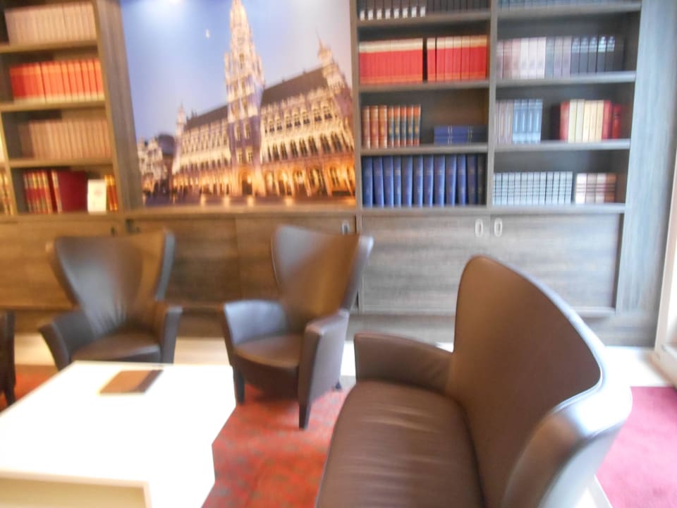 Lobby Mercure Hotel Brussels Centre Midi