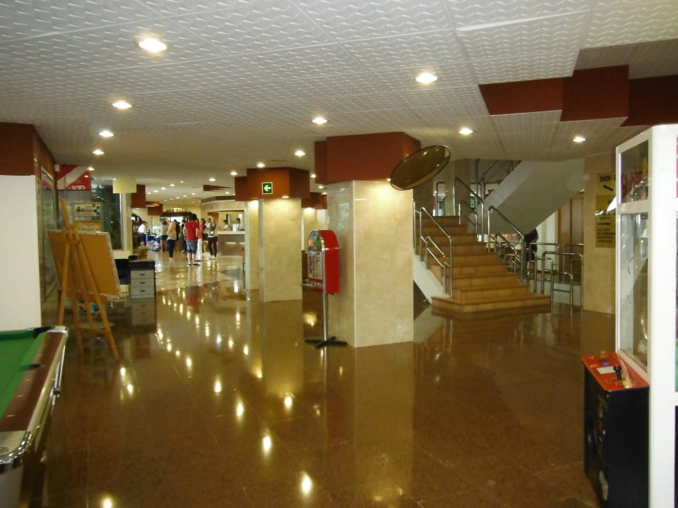Lobby Hotel Catalonia Punta del Rey