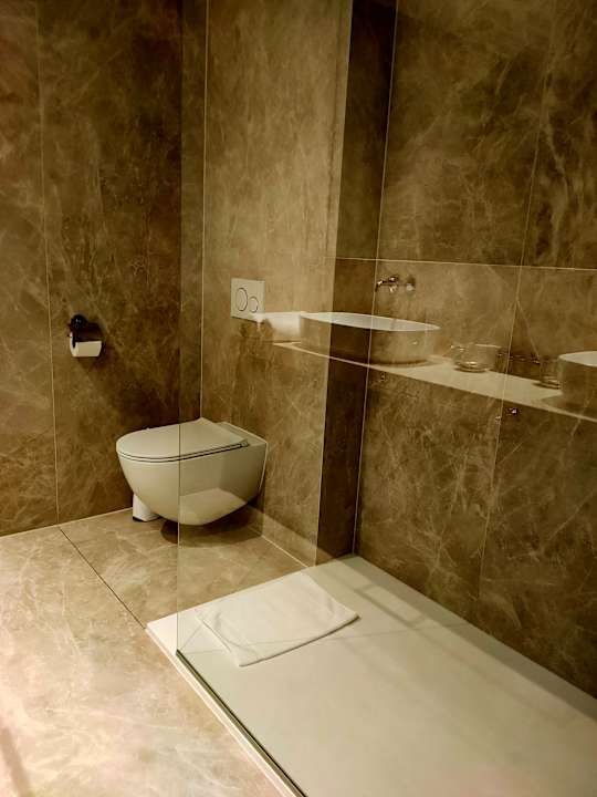 Zimmer Golden Rays Luxury Villas