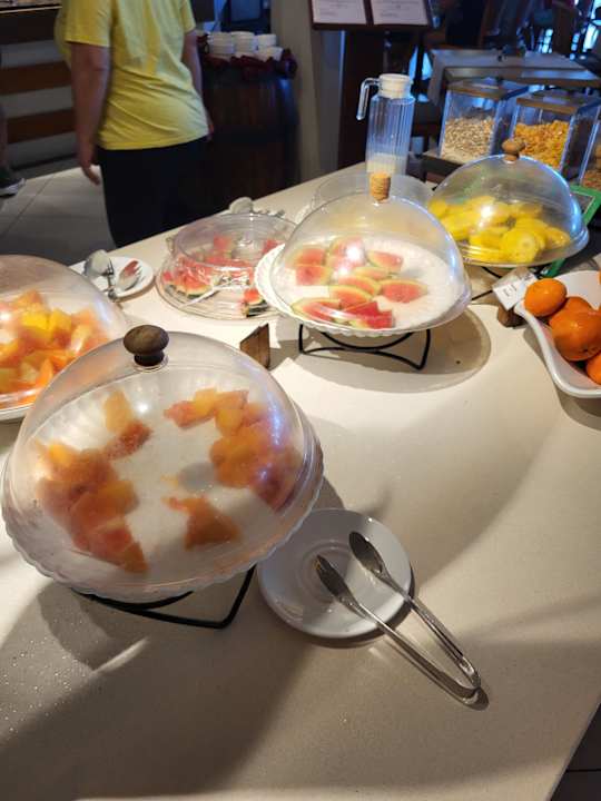 Gastro Le Peninsula Bay Beach Resort & Spa