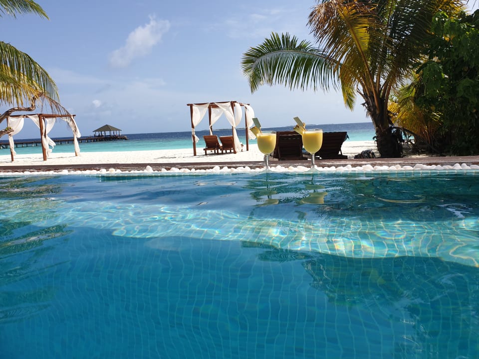 Pool Adaaran Select Meedhupparu Island Resort - Premium All Inclusive