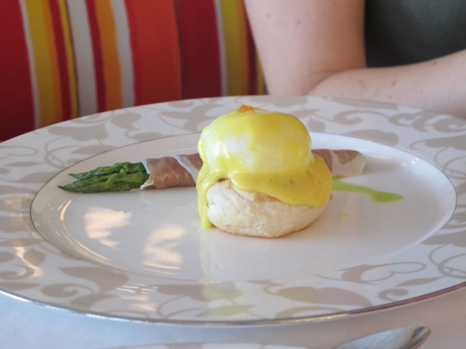 Breakfast - à la carte The St. Regis Bali Resort