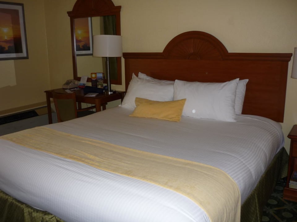 Gemütliches Bett Hotel Ramada Limited Santa Barbara