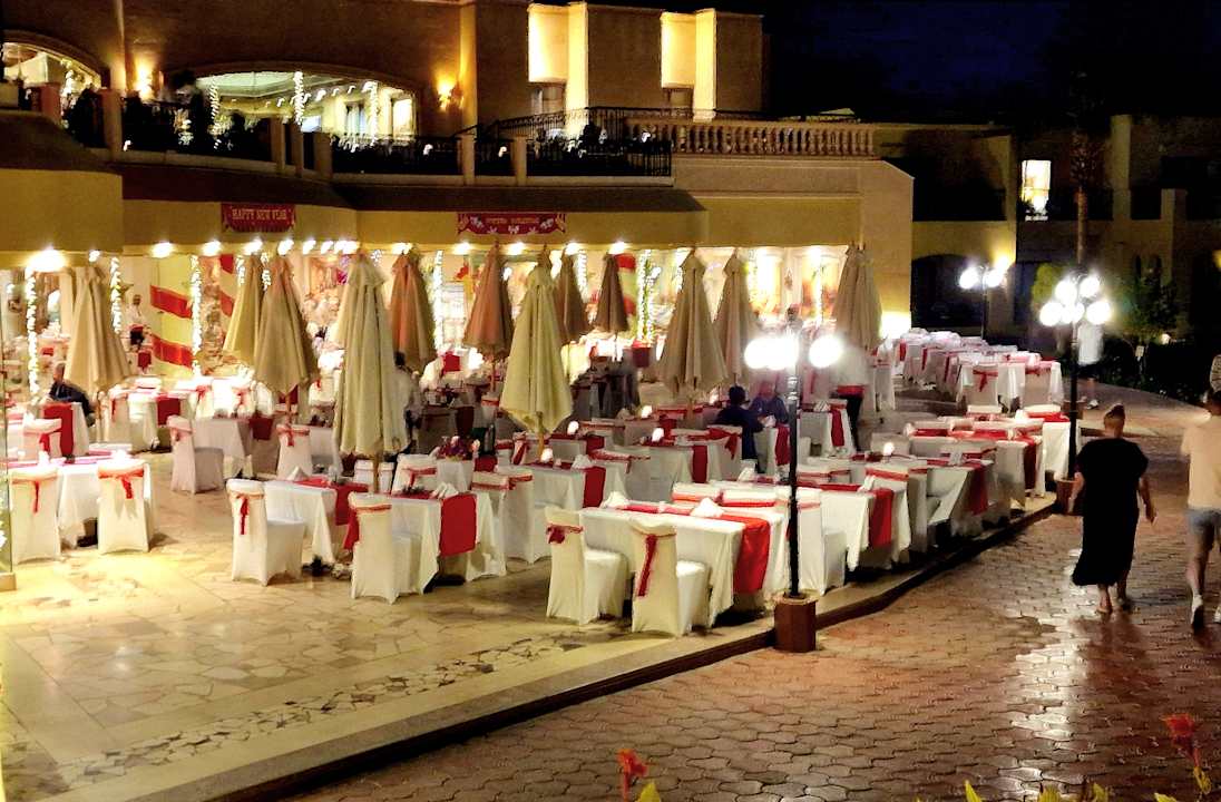 Gastro Three Corners Fayrouz Plaza Beach Resort