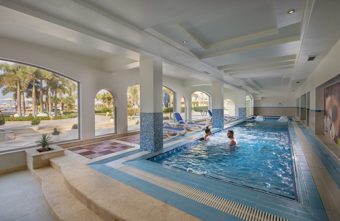 Pool Premier Le Reve Hotel & Spa