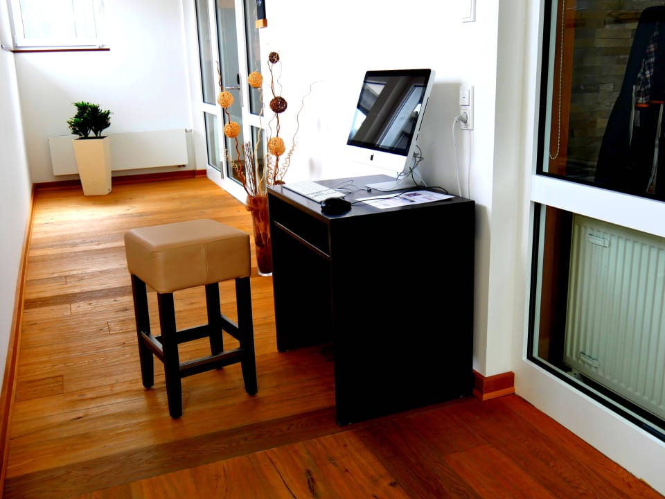 Gäste-PC vor dem Mehrzweckraum Hapimag Resort Winterberg