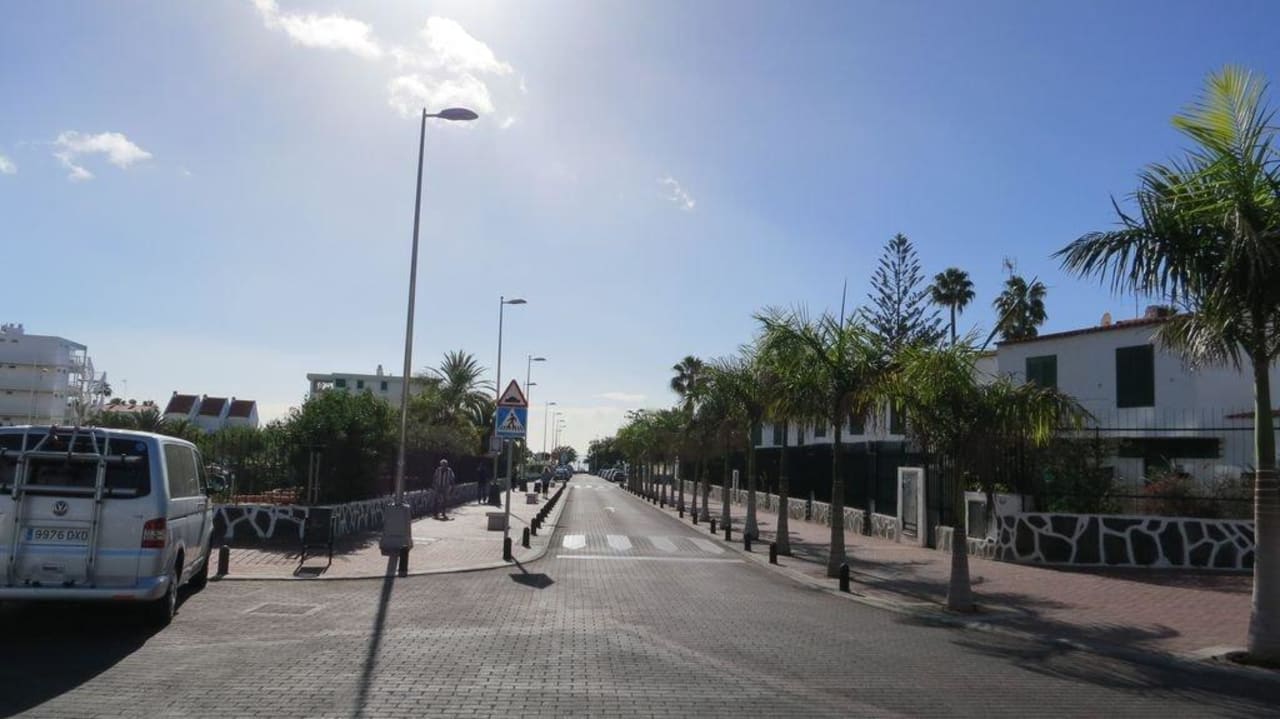 Blick vom Hoteleingang zum Meer Servatur Playa Bonita