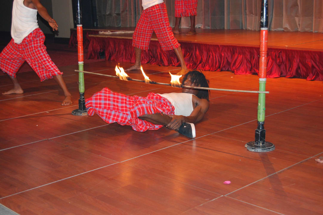 Abendprogramm Limak Lara Deluxe Hotel & Resort