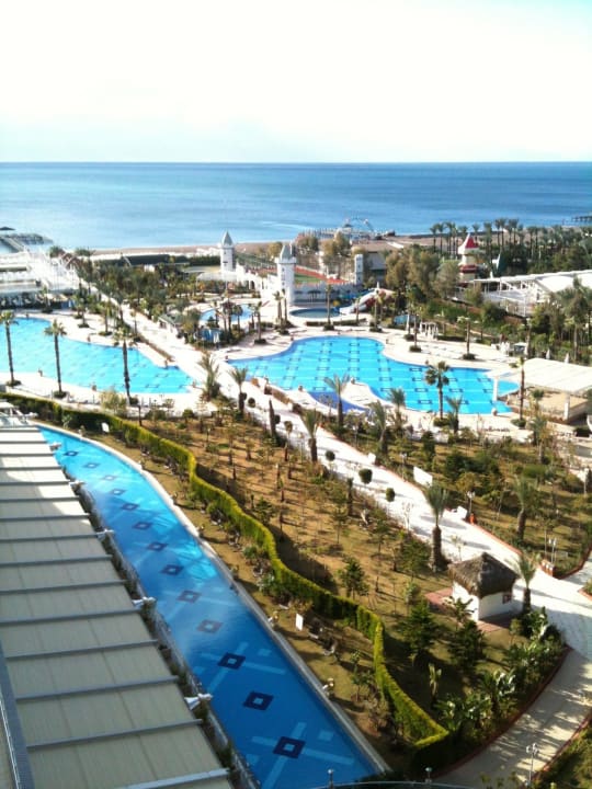 Blick vom Zimmer auf die Pool Anlage Hotel Delphin Imperial