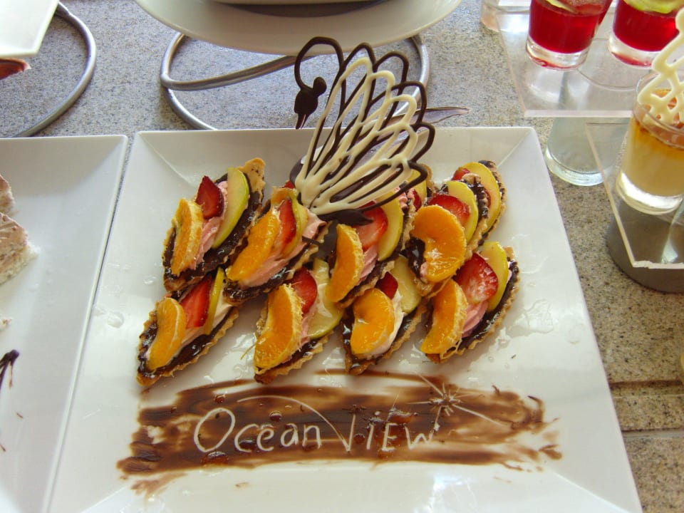 Ein Abendbuffet ! Hotel Three Corners Ocean View prestige - Adults only