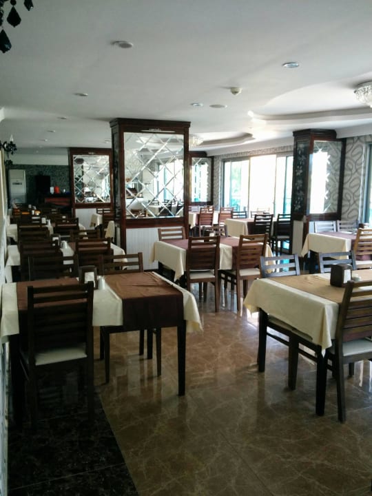 Restaurant Opia Hotel
