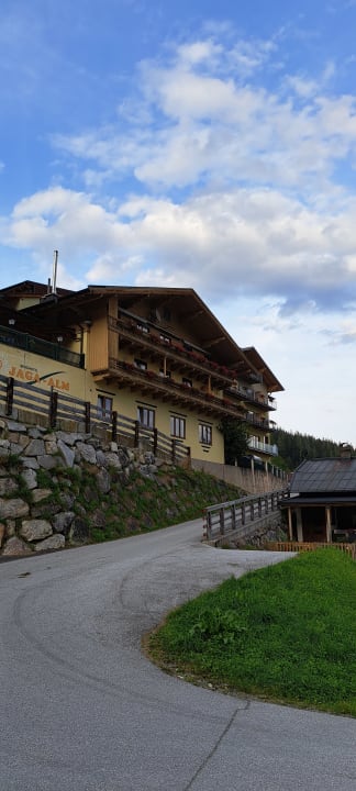 Außenansicht Berghotel Jaga-Alm