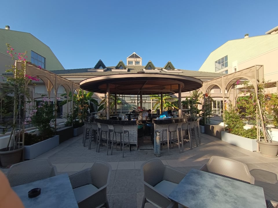Gastro Can Garden Resort