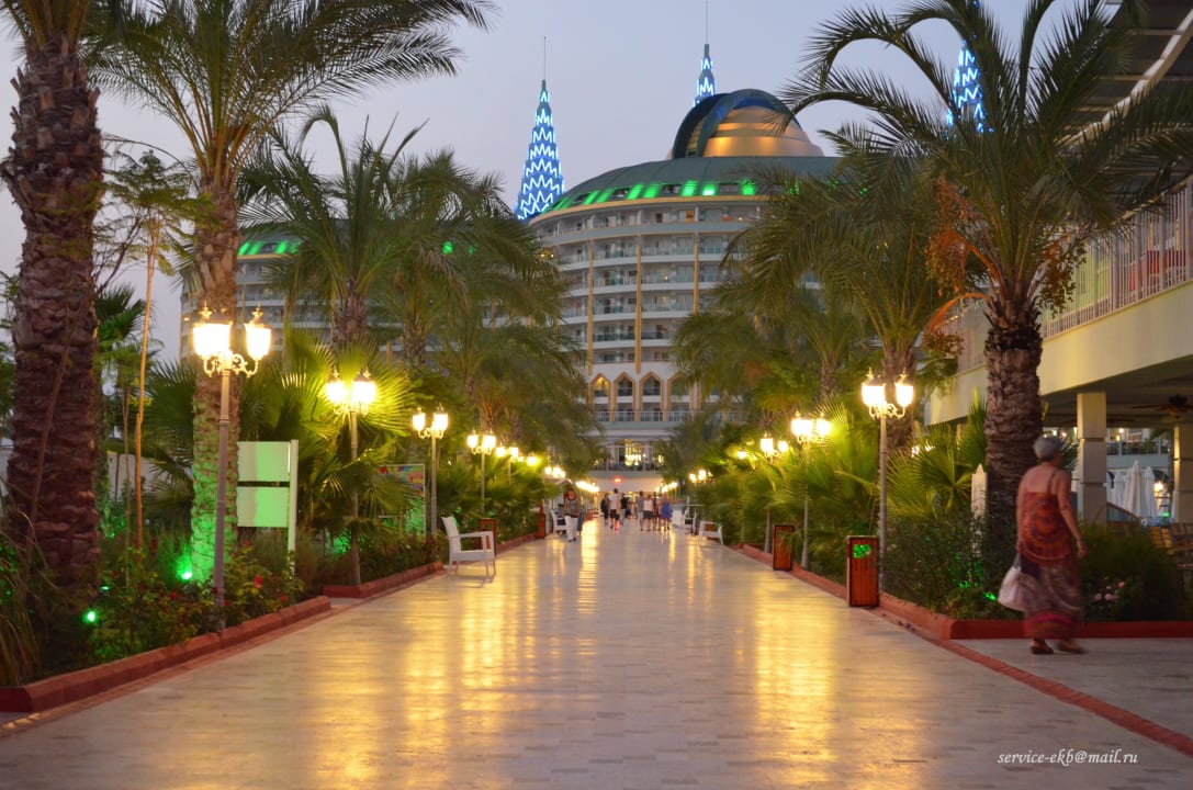 Территория Hotel Delphin Imperial