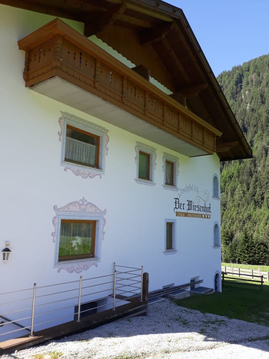 Außenansicht Der Wiesenhof