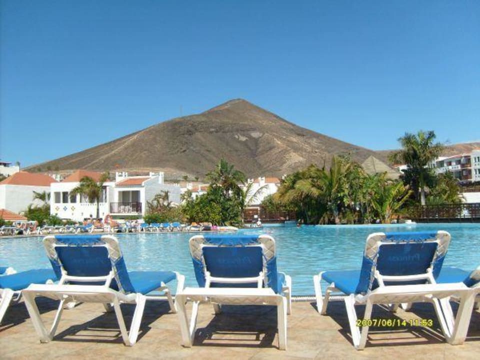 Aussicht über die herrliche Poollandschaft Fuerteventura Princess