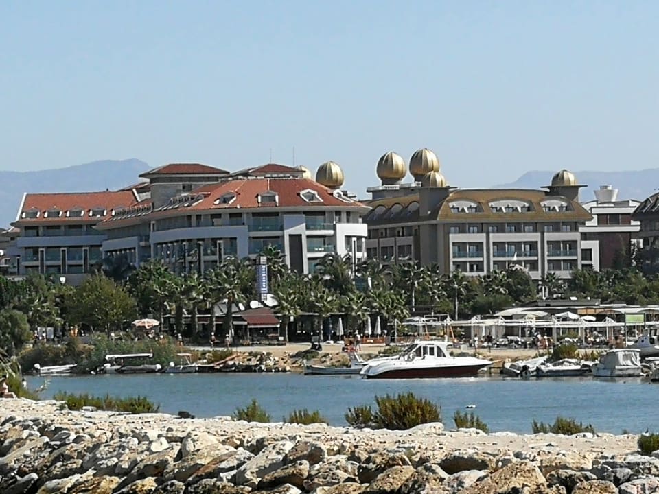 Außenansicht Sunis Evren Beach Resort Hotel & Spa