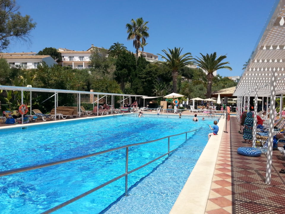 Pool mit Kinderbecken Flipflop Cala Romantica