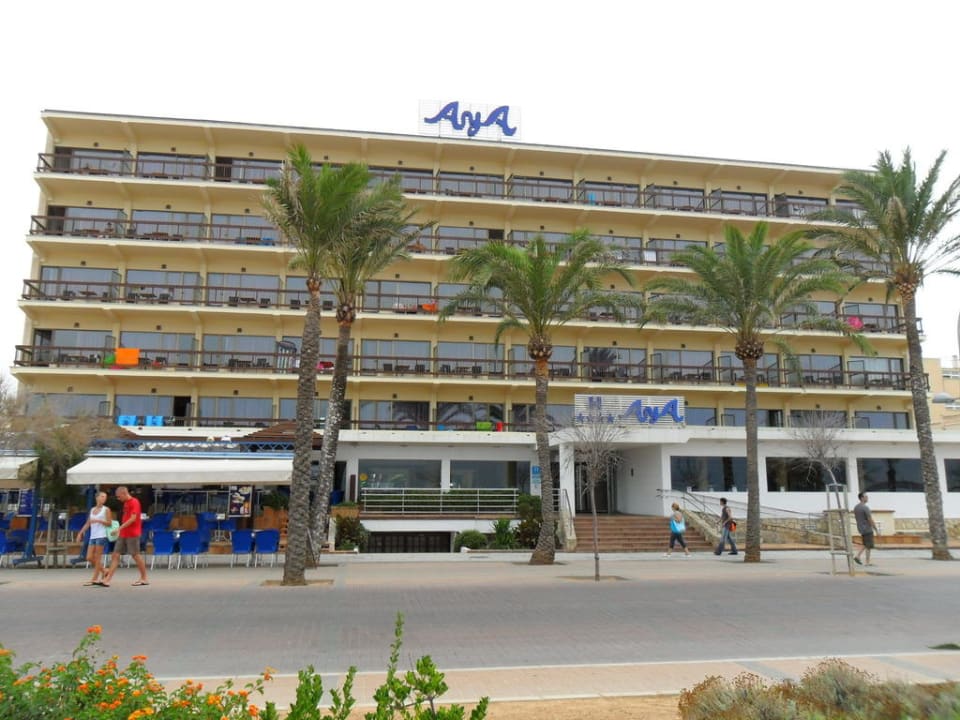 Von vorne AYA Seahotel - Adults only