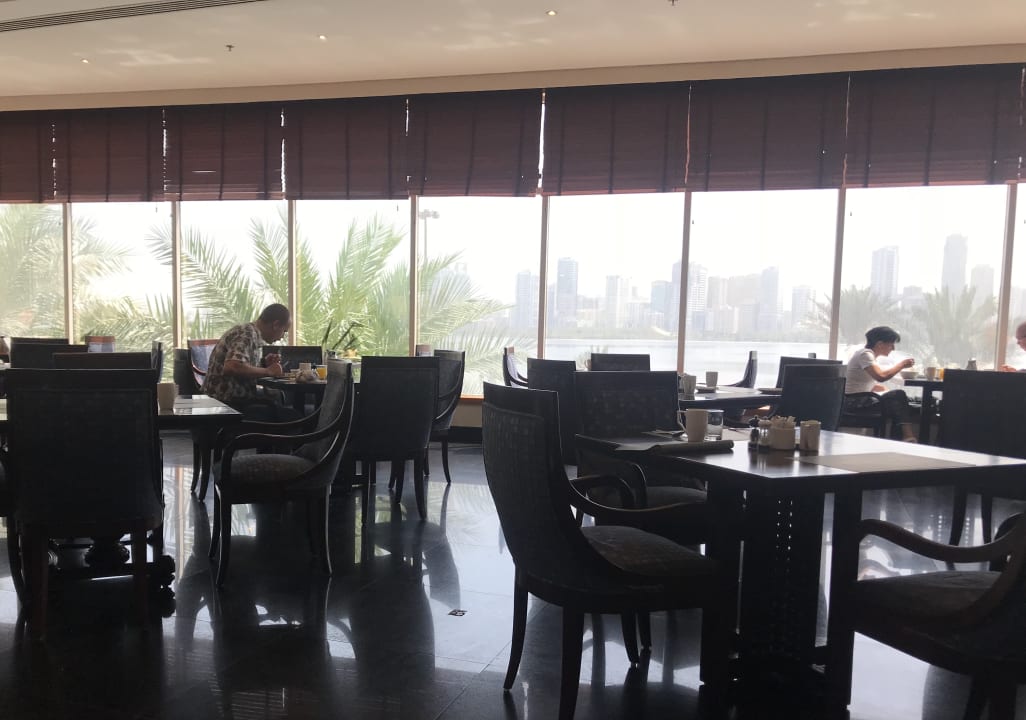 Speisesaal Corniche Hotel Sharjah