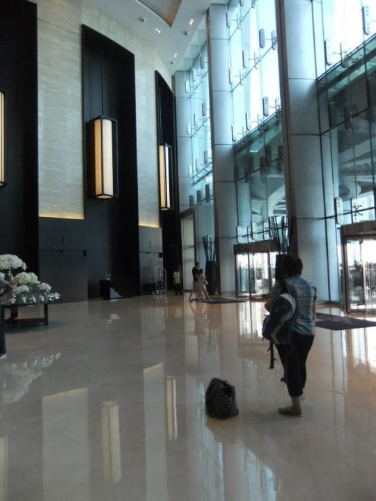 JW Marriott Marquis Lobby JW Marriott Marquis Hotel Dubai