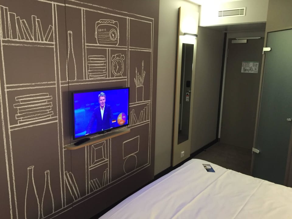 Vom Bett aus ibis Berlin Hauptbahnhof