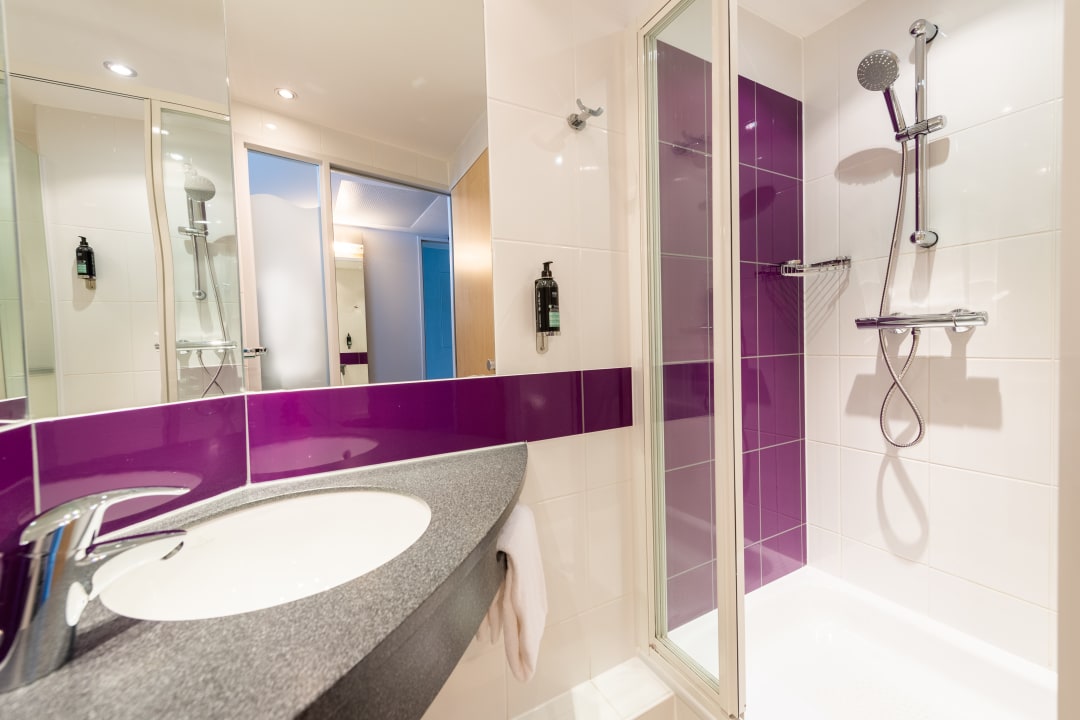 Zimmer Premier Inn Stuttgart Airport