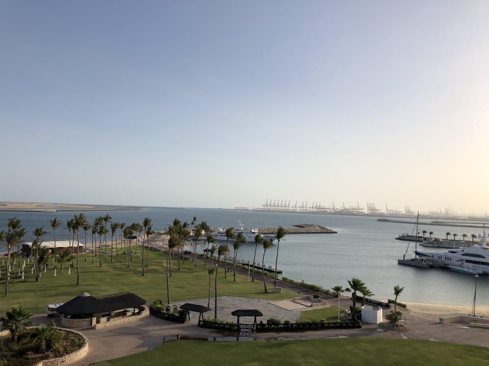 Gartenanlage JA Beach Hotel