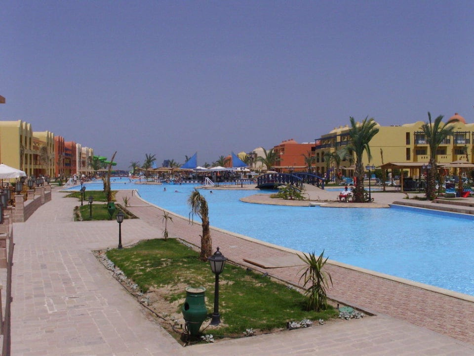 Pool Titanic Beach Spa & Aqua Park