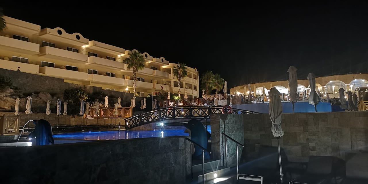 Außenansicht Hotel Kalithea Horizon Royal