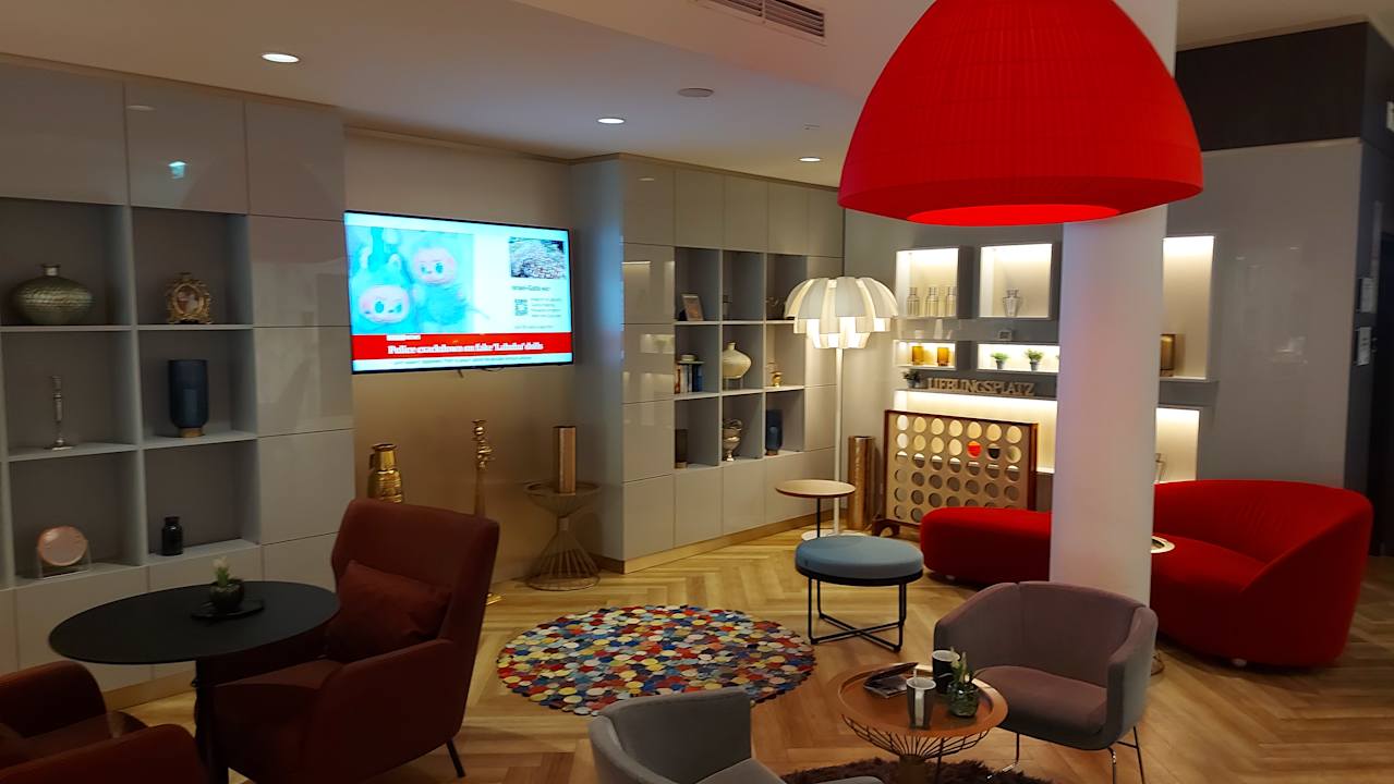 Lobby Holiday Inn - the niu, Franz Wien