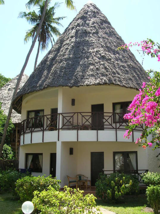 Bungalows Neptune Paradise Beach Resort & Spa