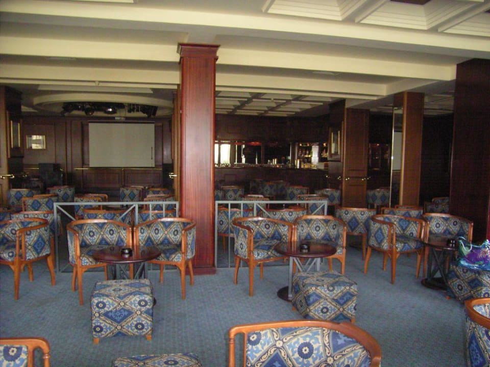 Die Lagunabar mal im Hellen Palm Beach Resort