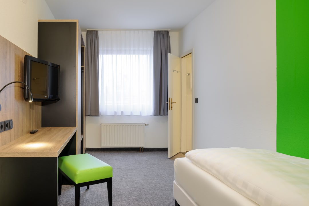 Zimmer ibis Styles Halle