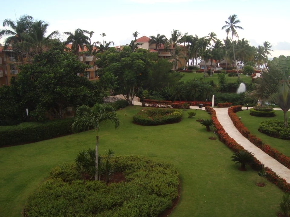 Gartenanlage Hotel Viva Dominicus Palace by Wyndham-All Inclusive Resort