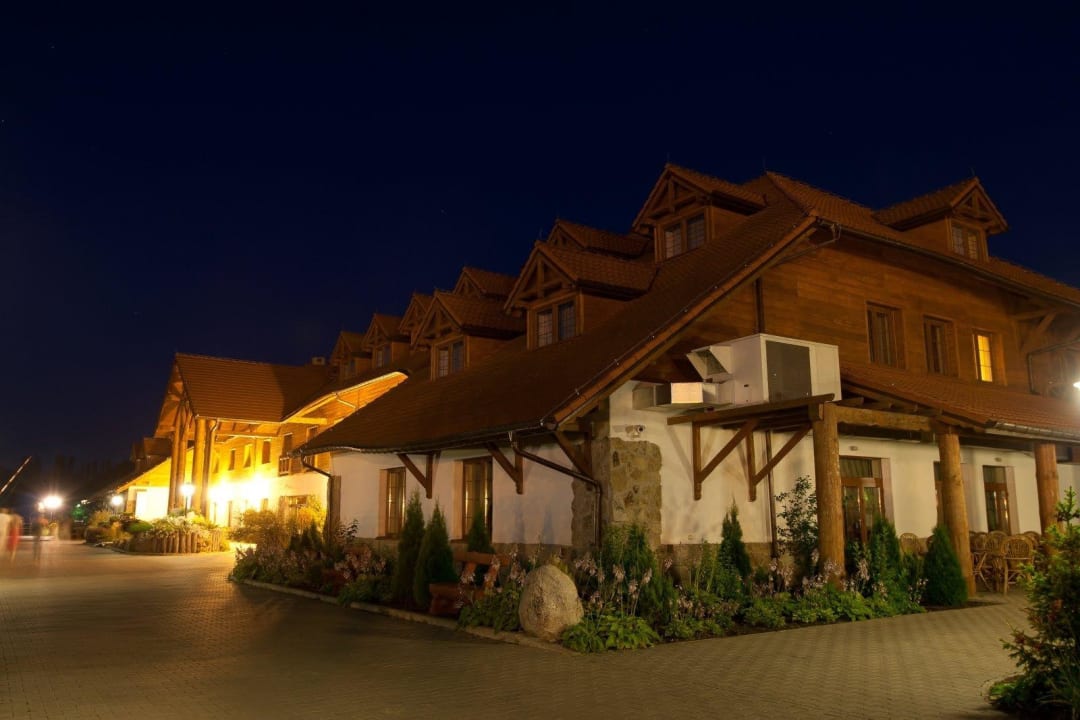 Hotel Folwark HOTEL CICHA WODA NIEPORĘT