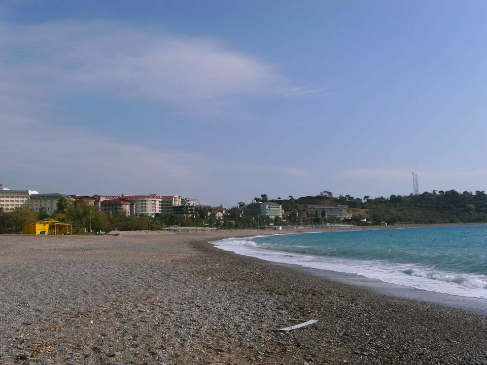 Kieseliger Strand Sealife Buket Resort & Beach