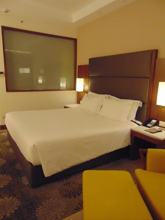 Zimmer Crowne Plaza Nairobi Airport