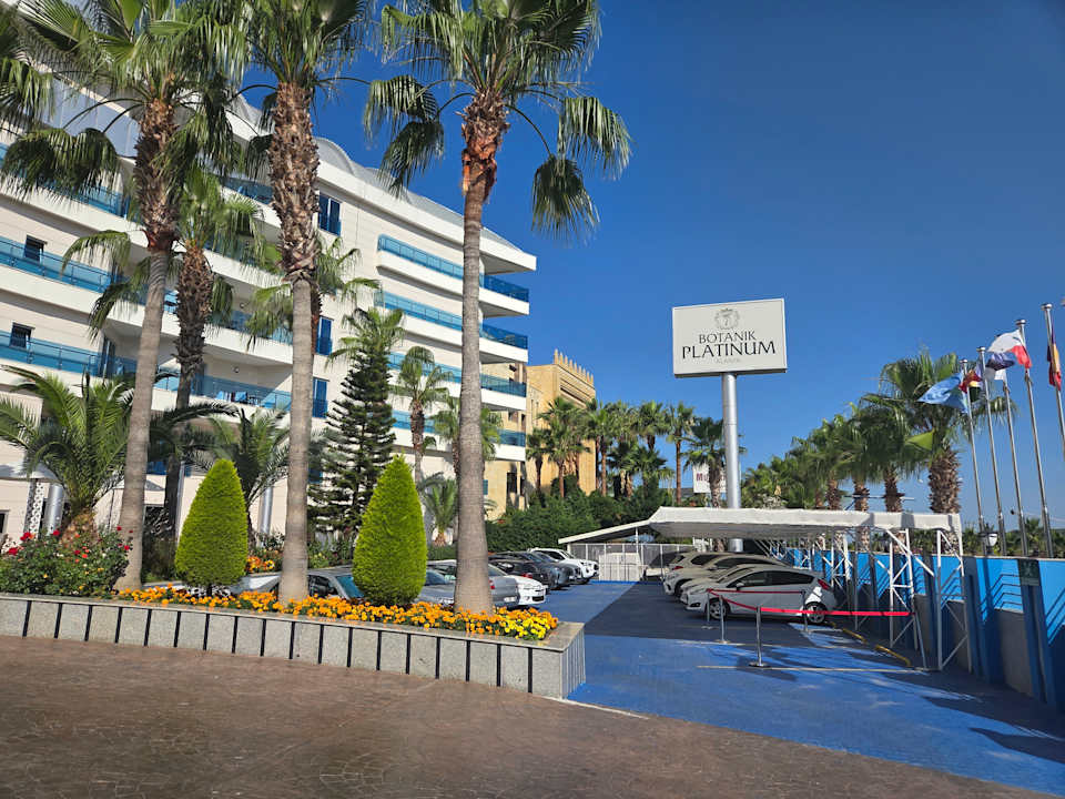 Außenansicht Botanik Hotel & Resort